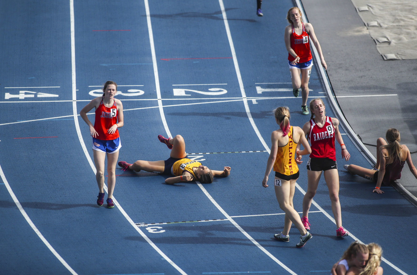 051819-qct-spt-iowa-state-track-041